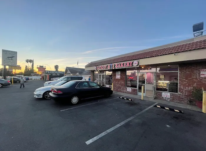 Saticoy Hye Bakery Picture 4
