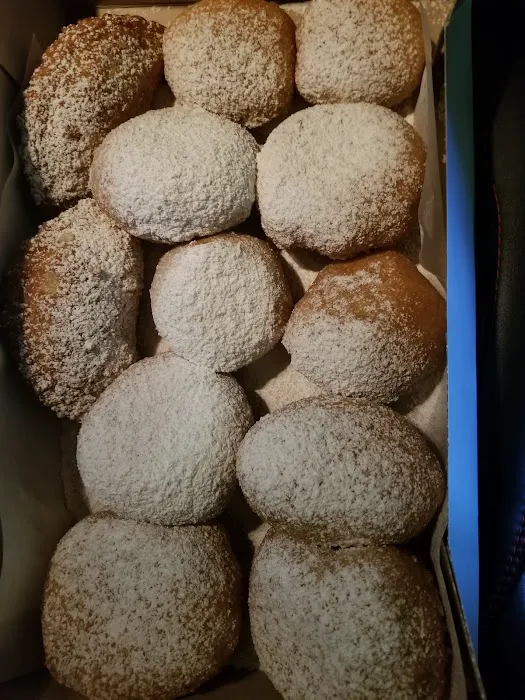 Papillon International Bakery Picture 4