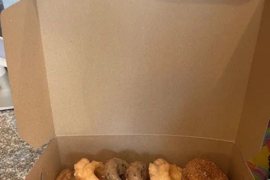 Primi Donuts