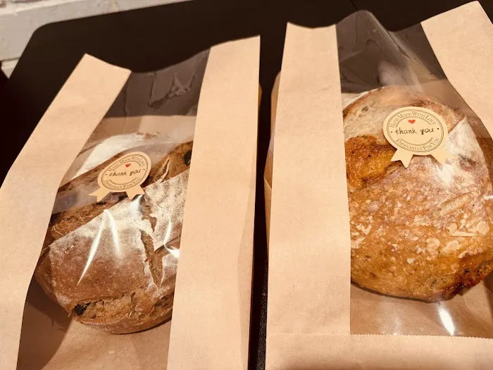 Little Loaf Boutique Picture 10
