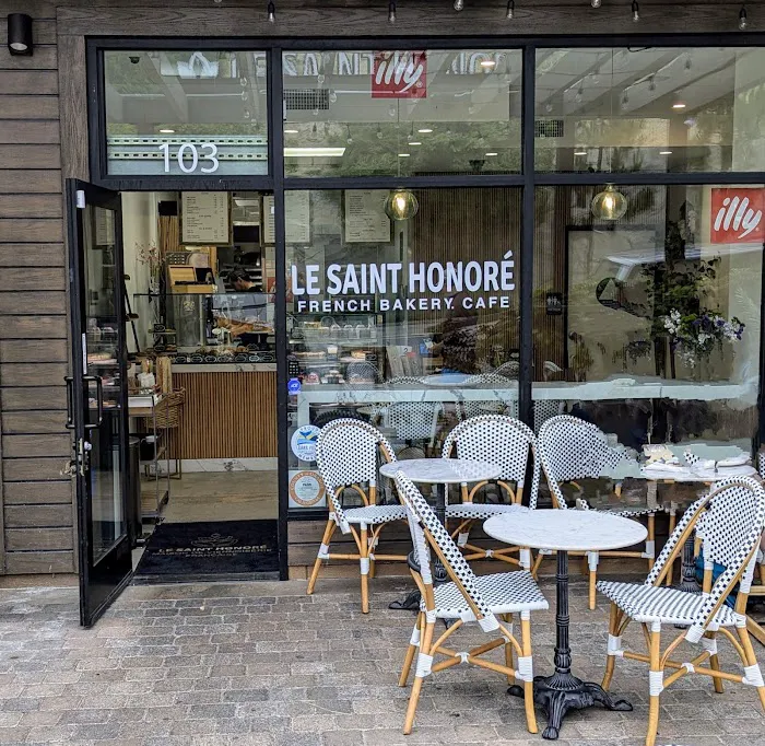 Le Saint Honore Picture 1