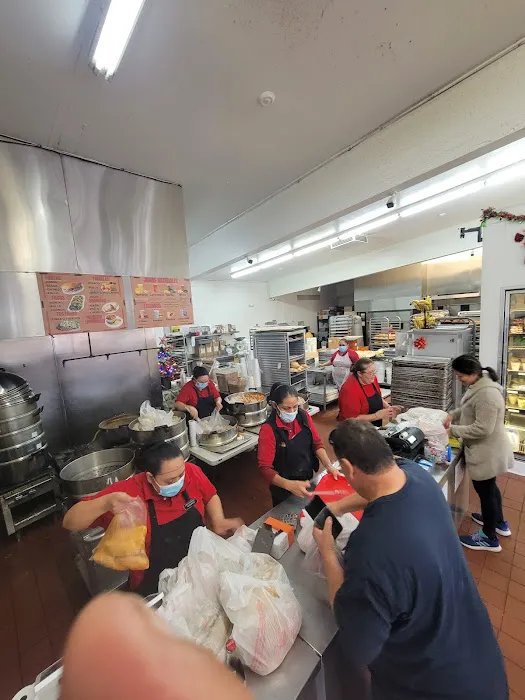 Lesley Bakery 2 Picture 2