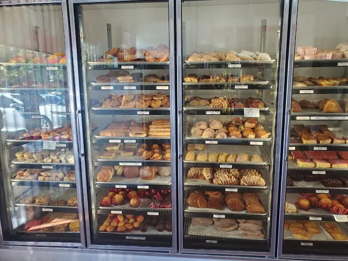 Lesley Bakery 2 Picture 7