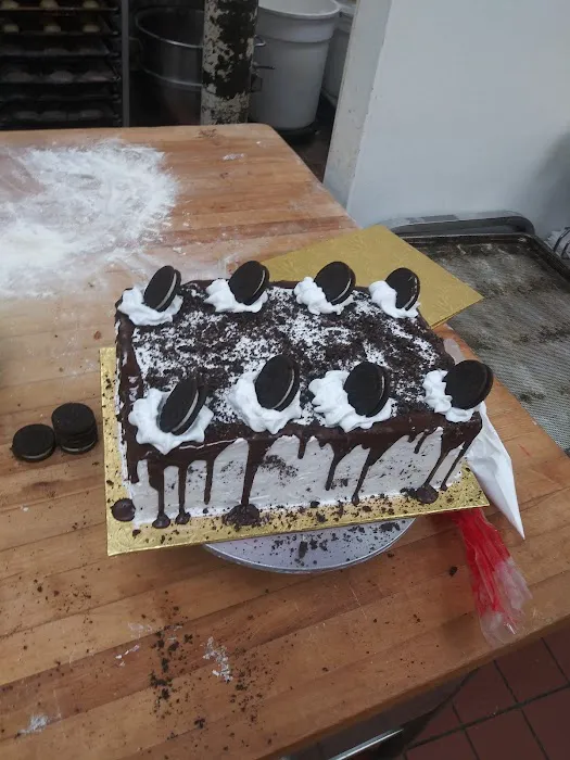 La Luna Bakery Picture 5