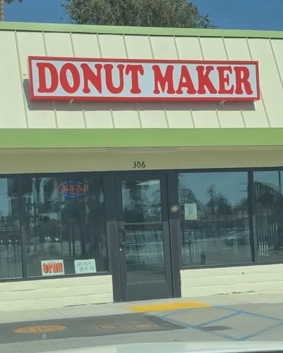 Donut Maker Picture 9