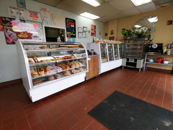 Angie's Bakery & Mexican Bread Picture 8