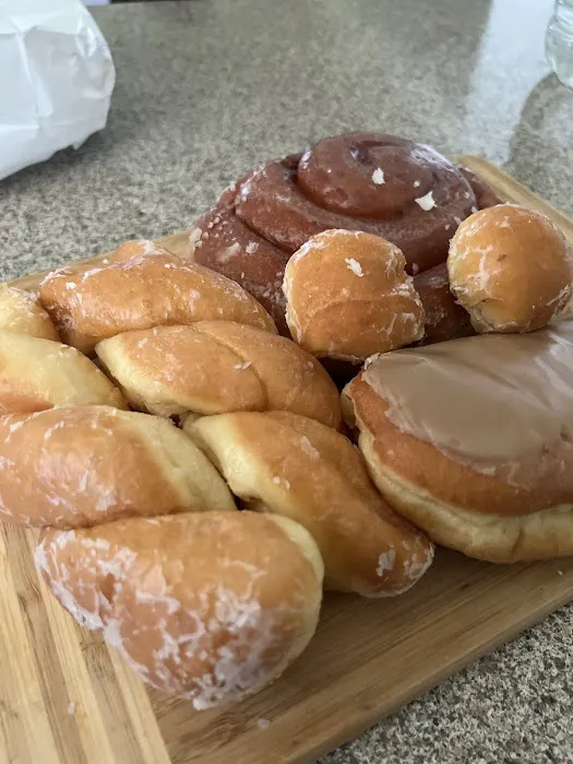 Jenny's Donuts Picture 6