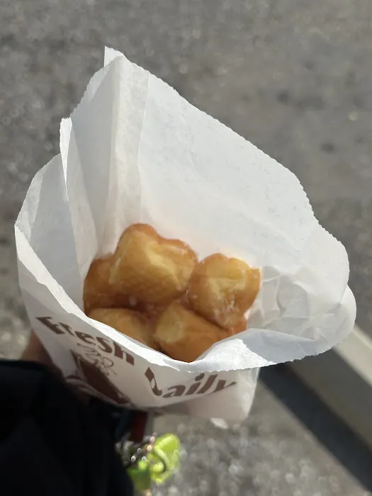 Jenny's Donuts Picture 5