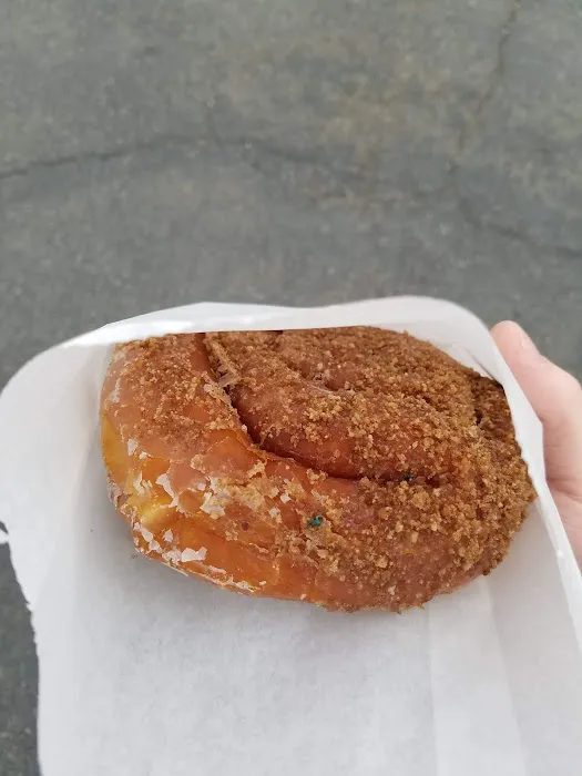 Mr. J's Donut House Picture 4