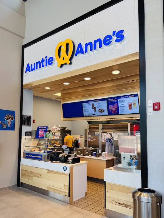 Auntie Anne's Picture 9