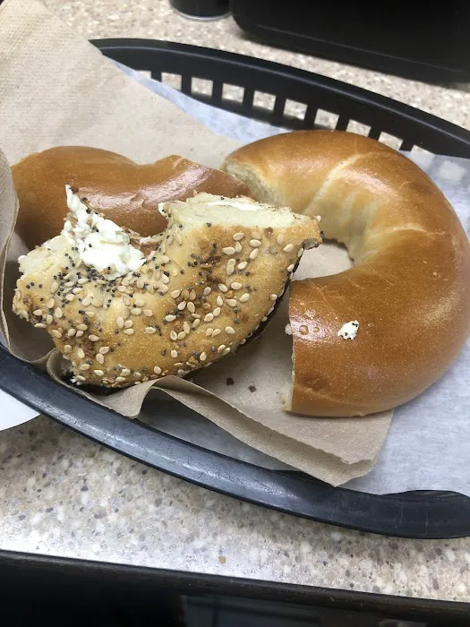 Manhattan Bagel Picture 4