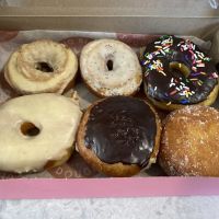 Sleeping Bird Doughnuts ico
