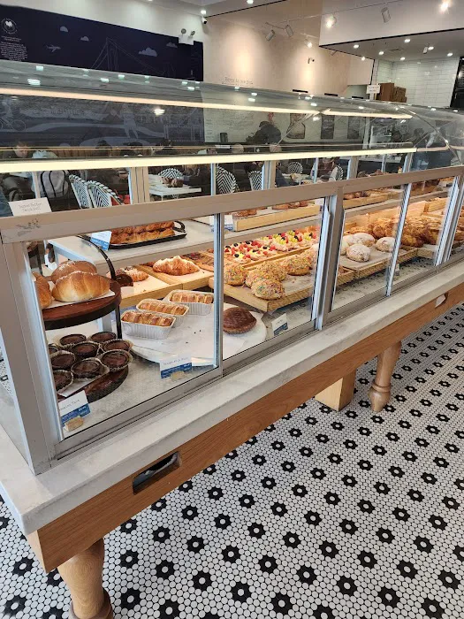 Paris Baguette Picture 6