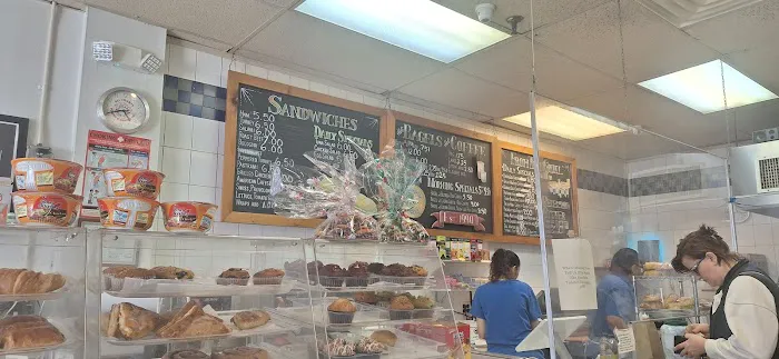 Broadway Hot Bagels Picture 9