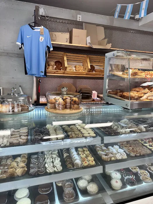 Carmelo Bakery Picture 2