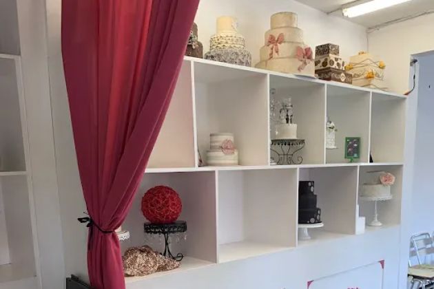 Custom Cake Studio