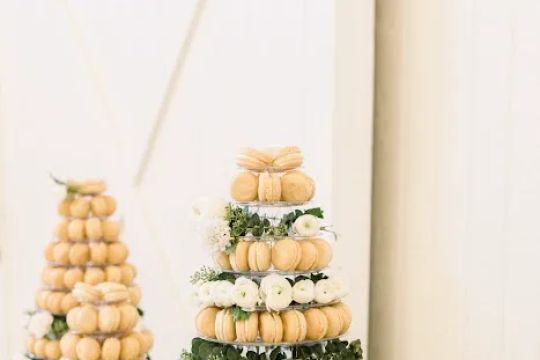 Le Macaron French Pastries - Laguna Beach