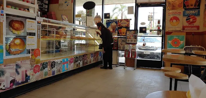 Donut Factory Picture 3