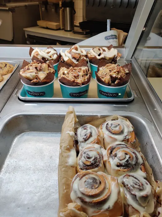 Cinnabon Picture 10