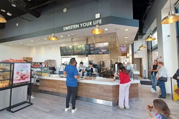 85°C Bakery Cafe - Moreno Valley
