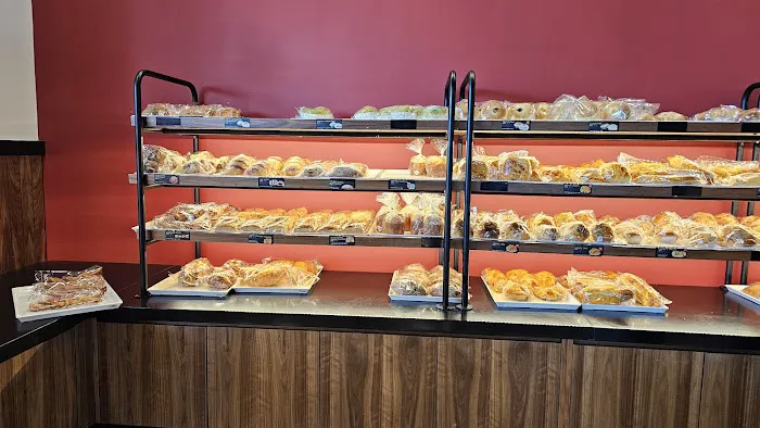 85°C Bakery Cafe - Moreno Valley Picture 4