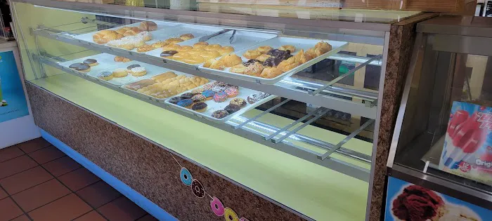 Pam's Donuts & Ice Cream (MV) Picture 2