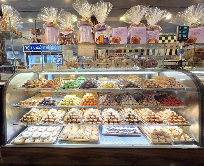 Royal Crown Bakery Picture 3