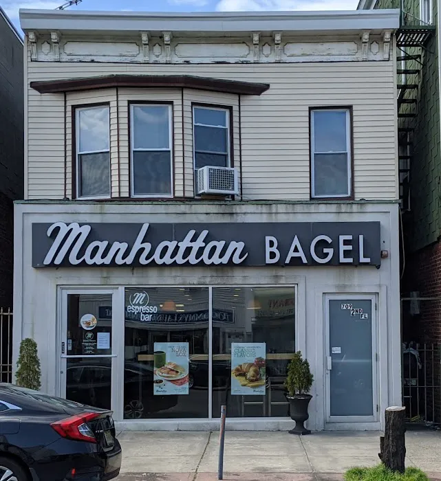 Manhattan Bagel Picture 10