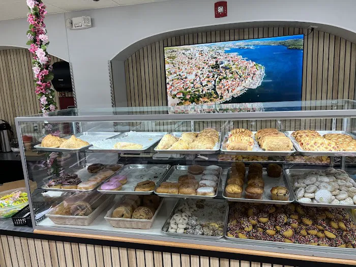 Julius Bakery Picture 4