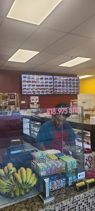 Happy Tia Donuts Picture 4