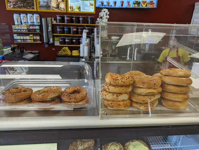 Happy Tia Donuts Picture 7