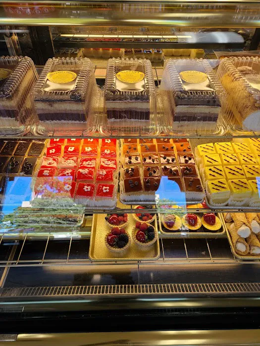 Tarzana Bakery Picture 5