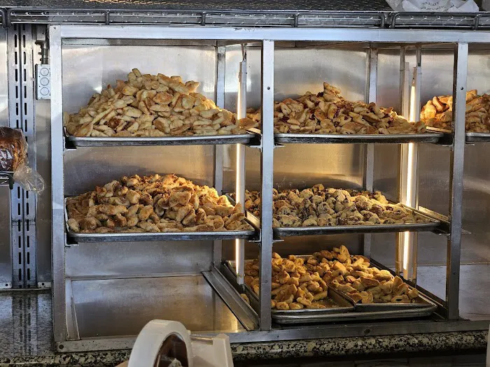 Bea's Bakery Picture 9