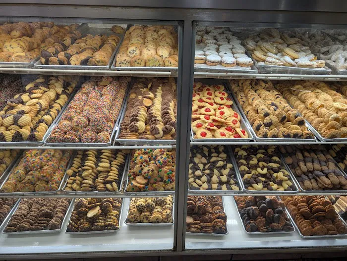 Bea's Bakery Picture 5