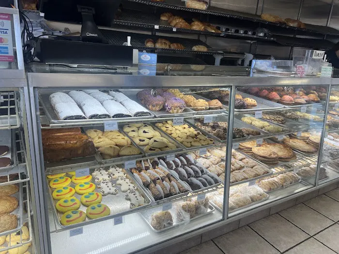 Bea's Bakery Picture 8