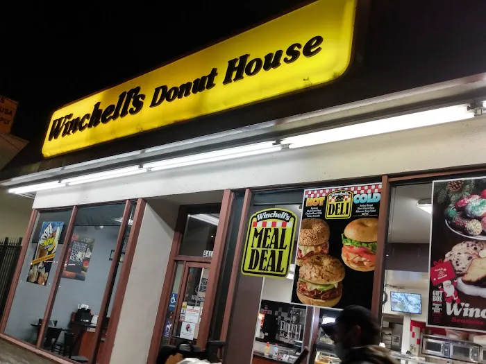 Winchell's Donut House Picture 2