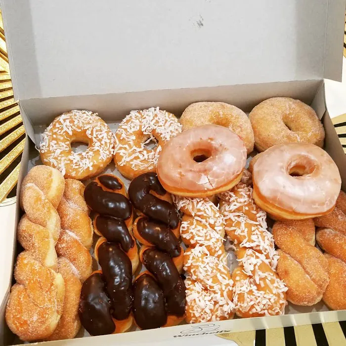 Winchell's Donut House Picture 9