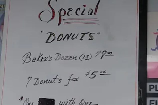 Golden Donuts Inn