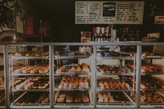Manna Dounuts