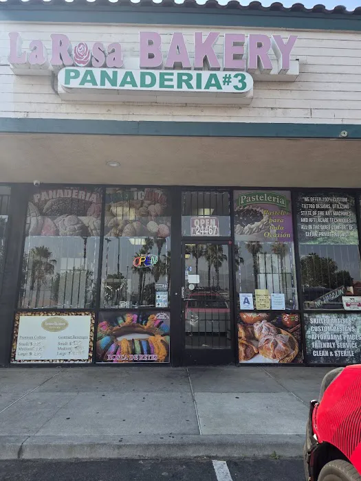 La Rosa Bakery Picture 2