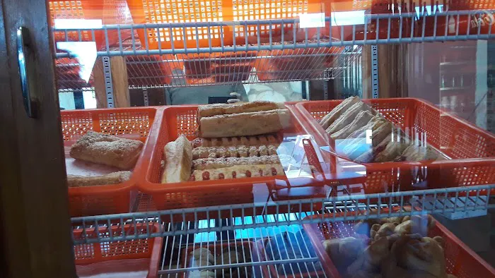 Chela's Bakery Picture 10