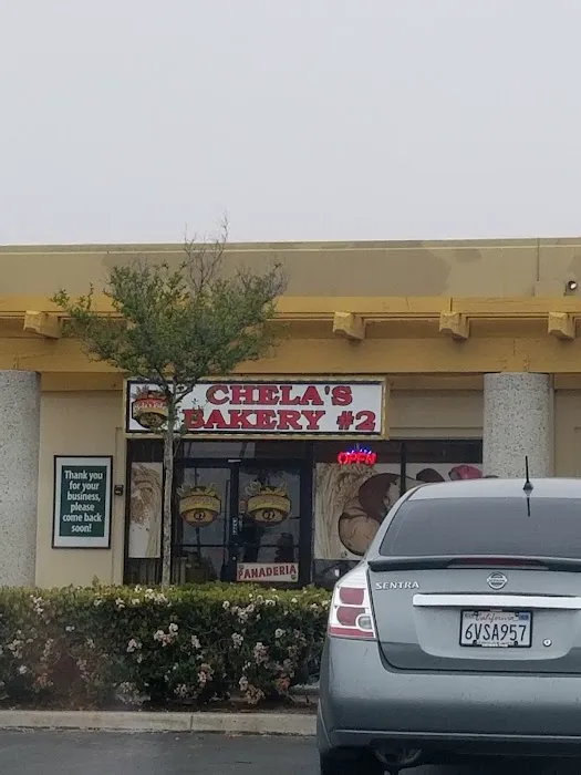 Chela's Bakery Picture 4