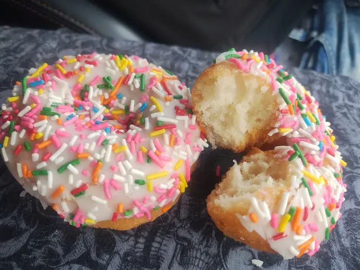 Woodcrest Donuts Picture 5