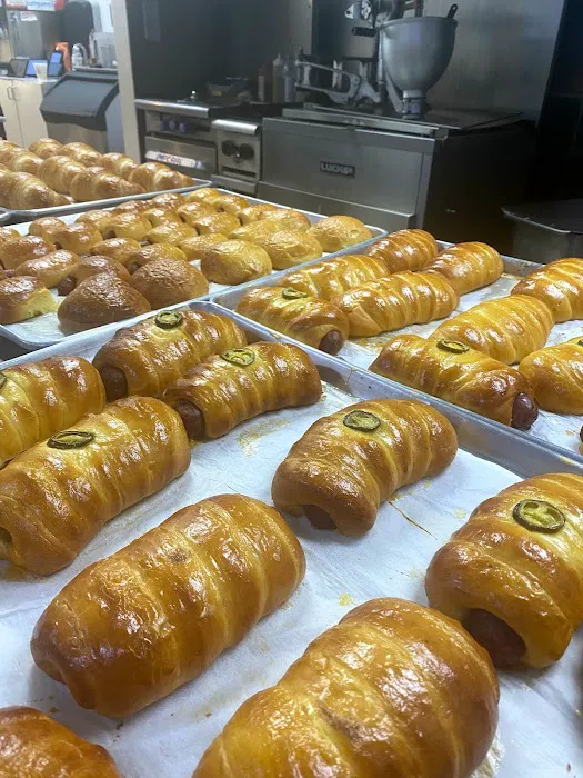 Love Donuts Cafe Picture 1