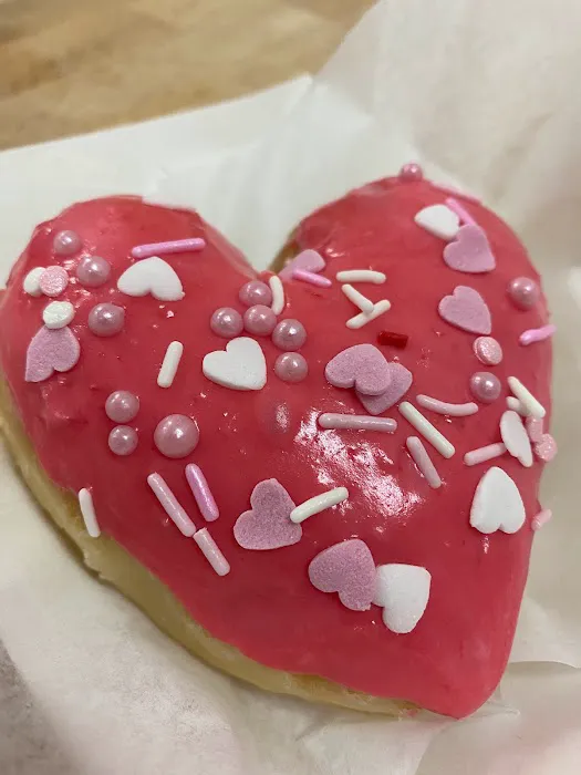 Love Donuts Cafe Picture 6