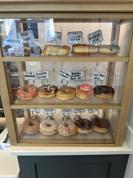 Dottie’s Donuts Picture 7