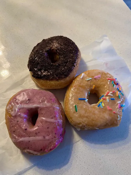 Dottie’s Donuts Picture 6