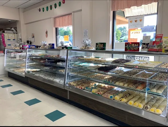 Serpe & Sons Bakery Picture 8