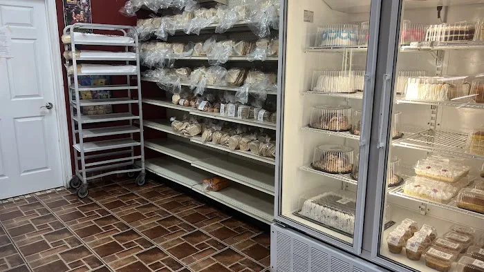 Pasteles Rojas Bakery Picture 1