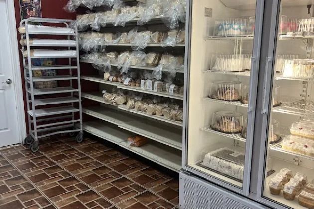 Pasteles Rojas Bakery